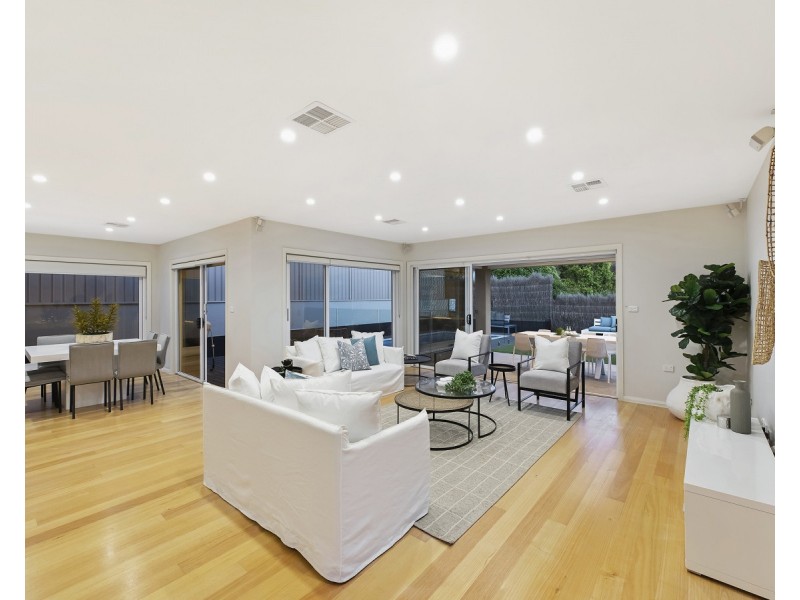 12 Applegum Close, Erina NSW 2250