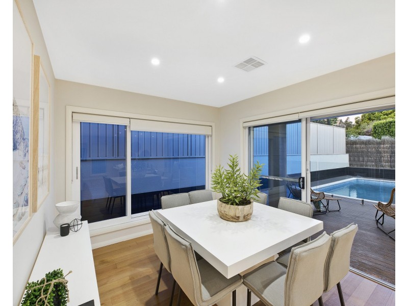 12 Applegum Close, Erina NSW 2250