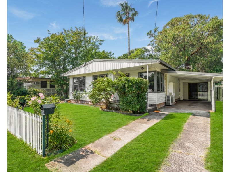 28 Pemell Street, Wyoming NSW 2250