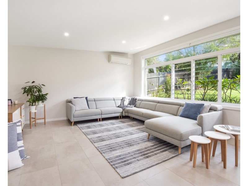 6 Marshdale Road, Springfield NSW 2250