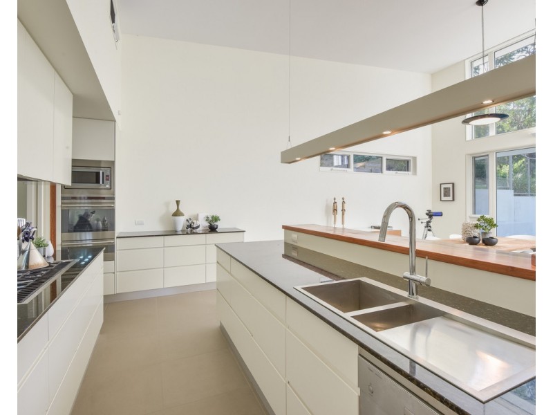 3 Karwin Avenue, Springfield NSW 2250