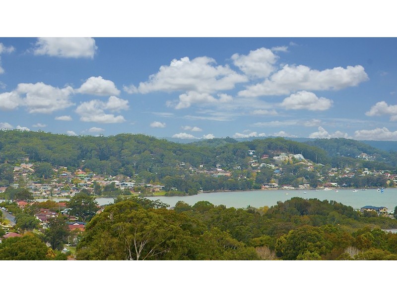 262/80 John Whiteway Drive, Gosford NSW 2250