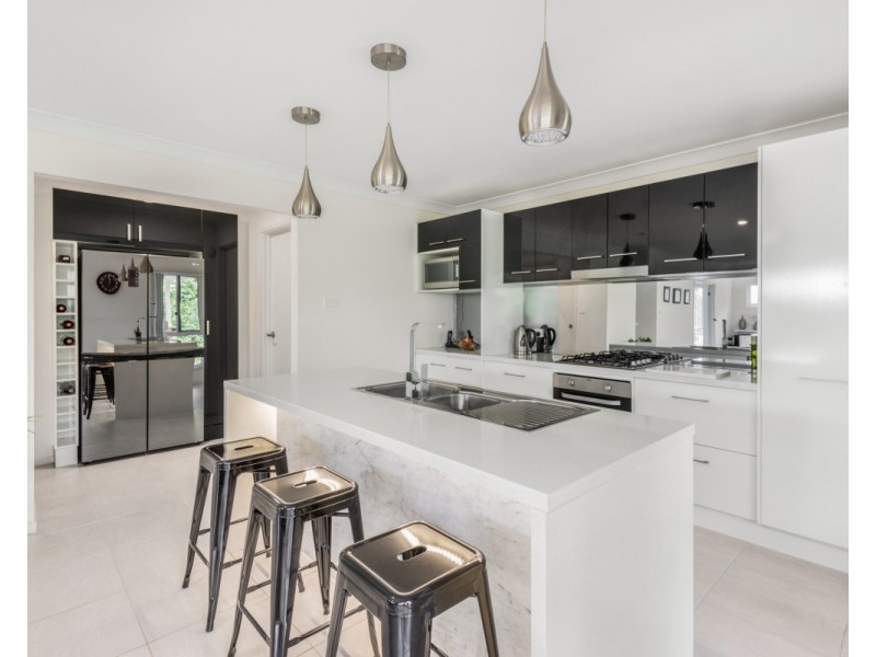 10 Sunnyvale Close, Lisarow NSW 2250