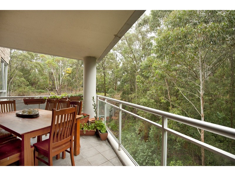465/80 John Whiteway Dr, Gosford NSW 2250