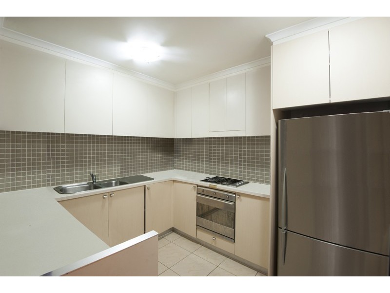 465/80 John Whiteway Dr, Gosford NSW 2250