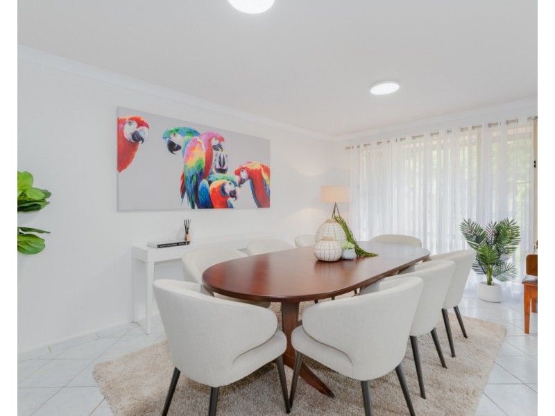 6 Glenrose Close, Lisarow NSW 2250