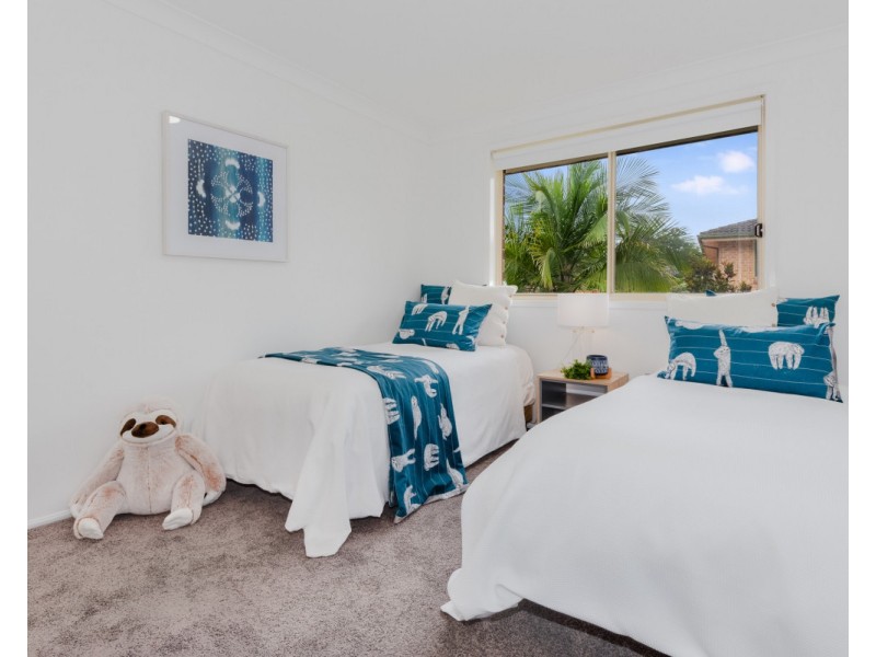 6 Glenrose Close, Lisarow NSW 2250