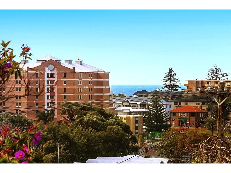 24 Auld Street, Terrigal NSW 2260