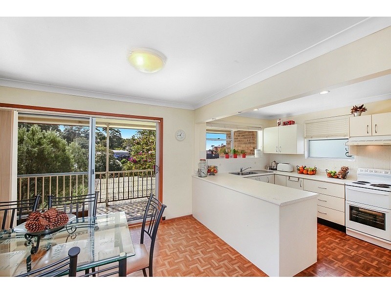 24 Auld Street, Terrigal NSW 2260