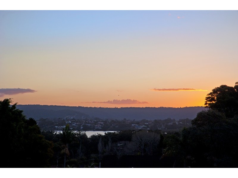 2 Cooper Road, Green Point NSW 2251