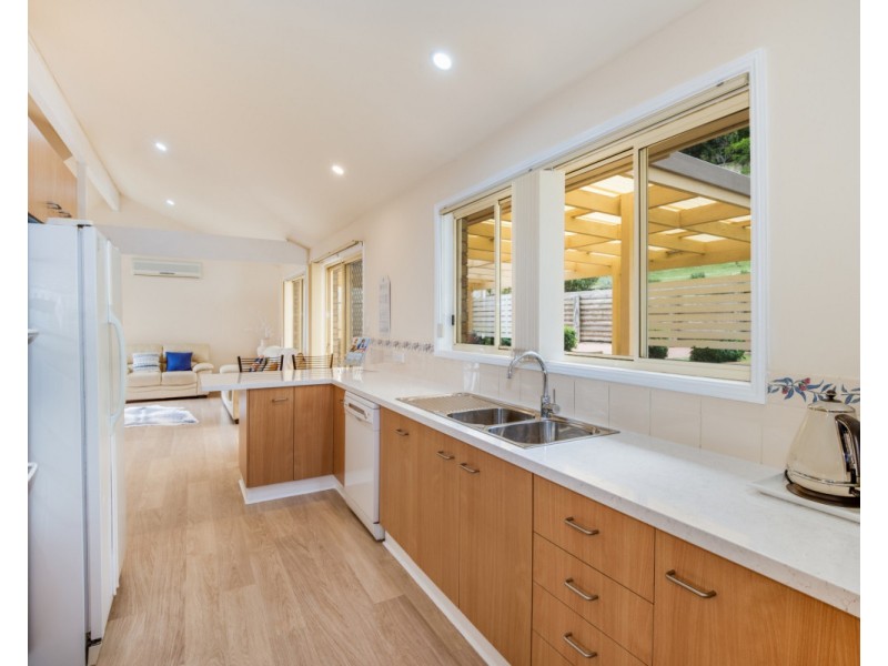 13 Watergum Place, Springfield NSW 2250