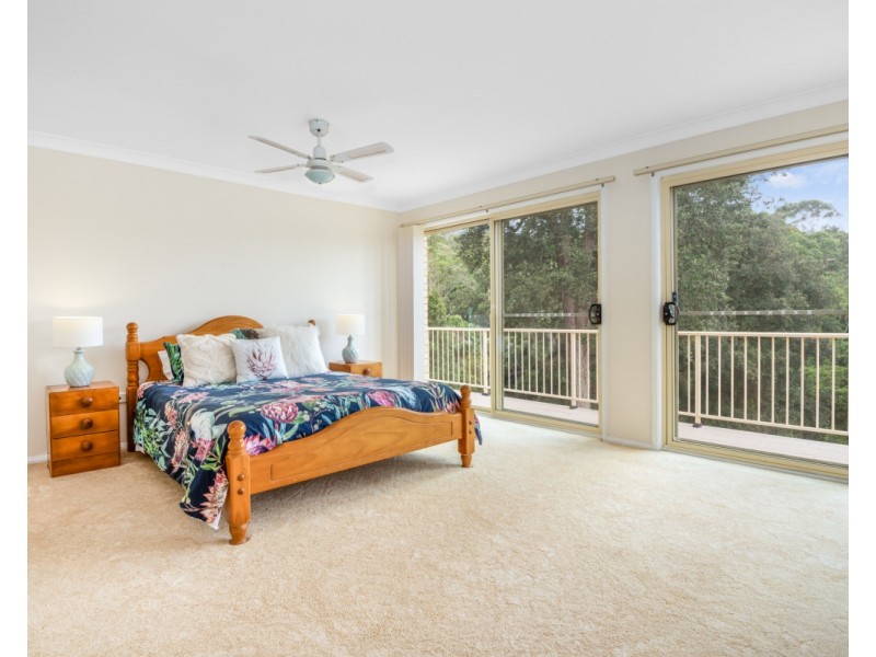 13 Watergum Place, Springfield NSW 2250