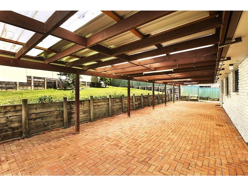 1 Eve Street, Narara NSW 2250