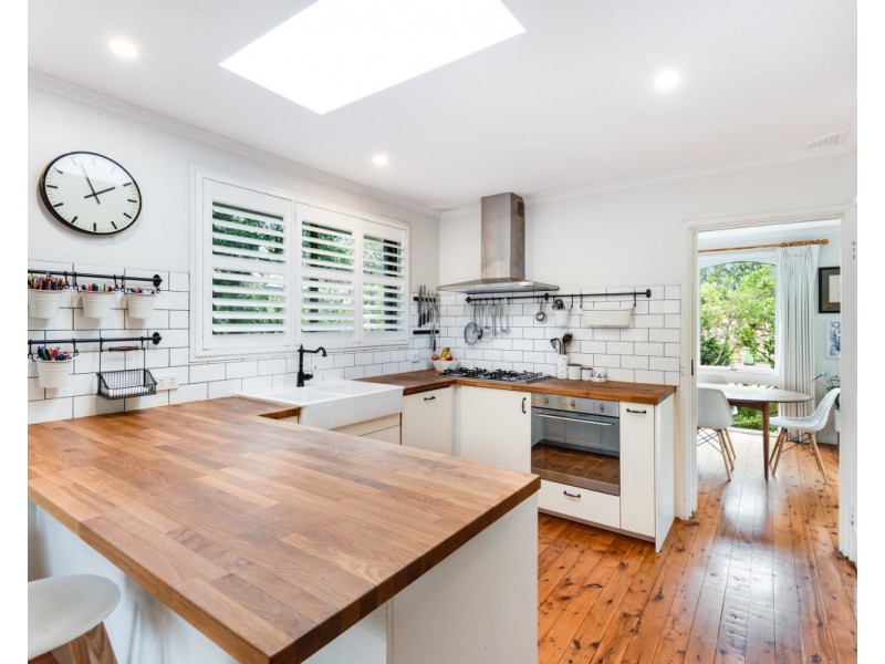 7 Windsor Road, Wamberal NSW 2260