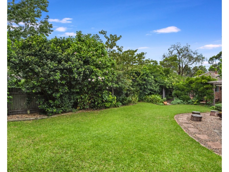 7 Windsor Road, Wamberal NSW 2260