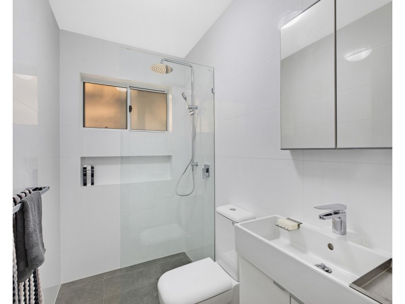 33a Hillcrest Street, Terrigal NSW 2260