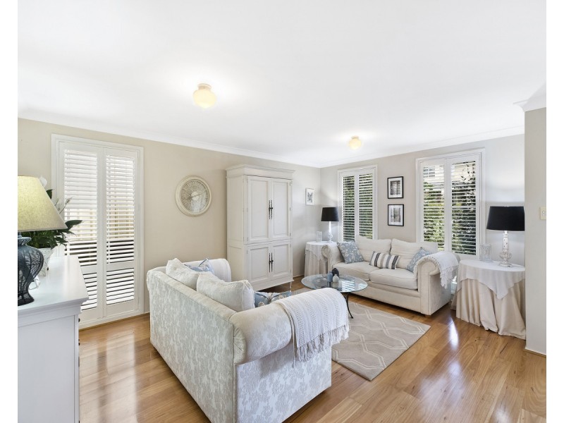 44 Thames Drive, Erina NSW 2250