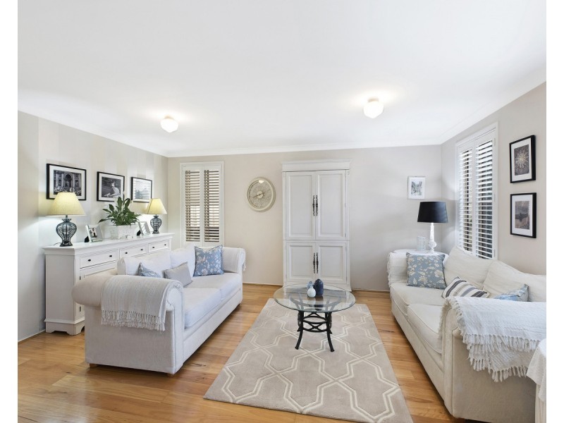 44 Thames Drive, Erina NSW 2250