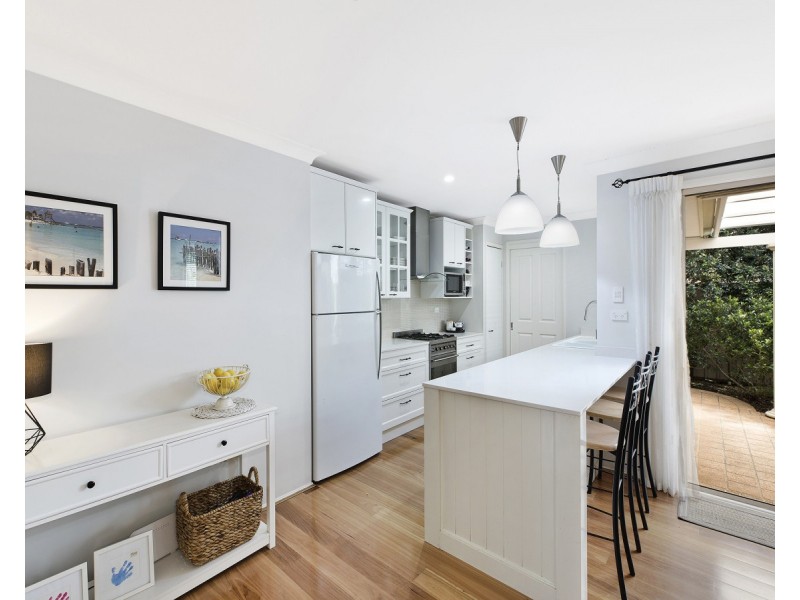 44 Thames Drive, Erina NSW 2250