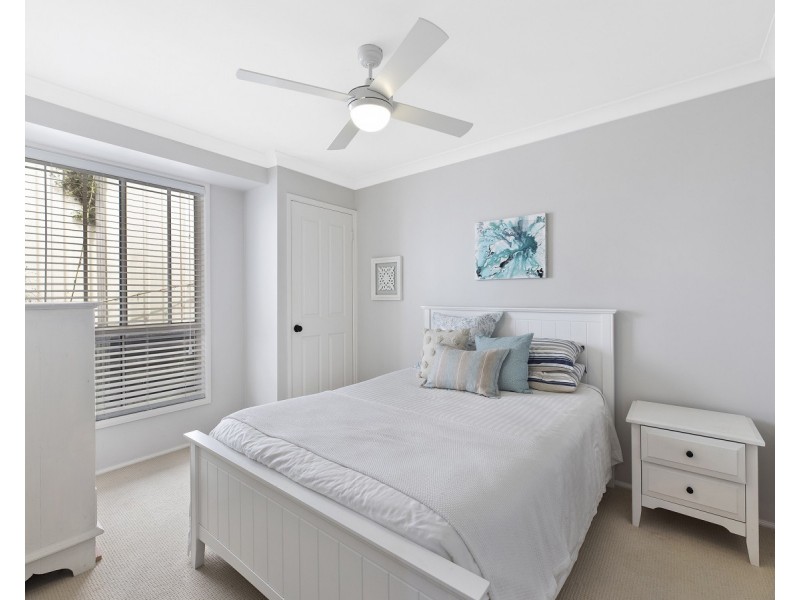 44 Thames Drive, Erina NSW 2250