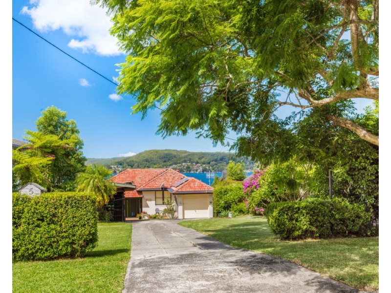 5 Albany Street, Point Frederick NSW 2250