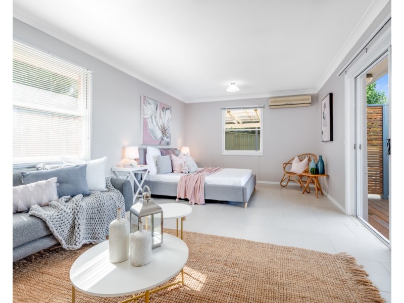 8 Kimpton Place, Wyoming NSW 2250