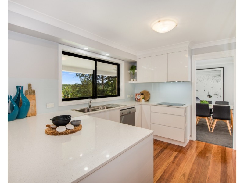 48 Woodview Avenue, Lisarow NSW 2250