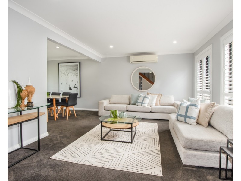 48 Woodview Avenue, Lisarow NSW 2250