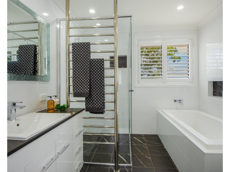 48 Woodview Avenue, Lisarow NSW 2250