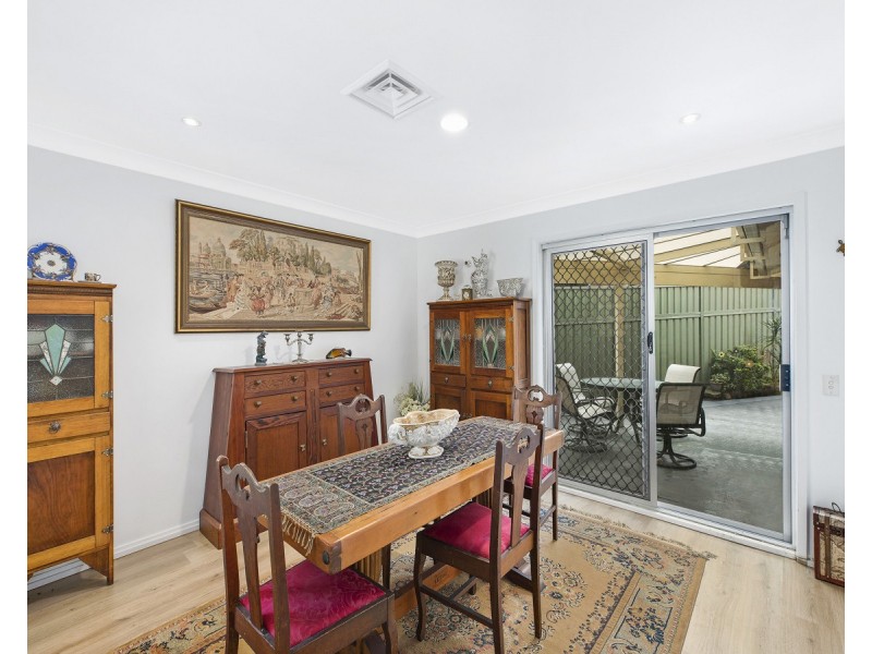 5 Della Close, Narara NSW 2250