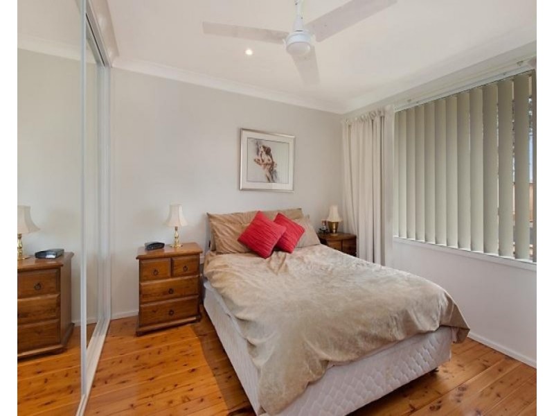 11 Maitland Road, Springfield NSW 2250