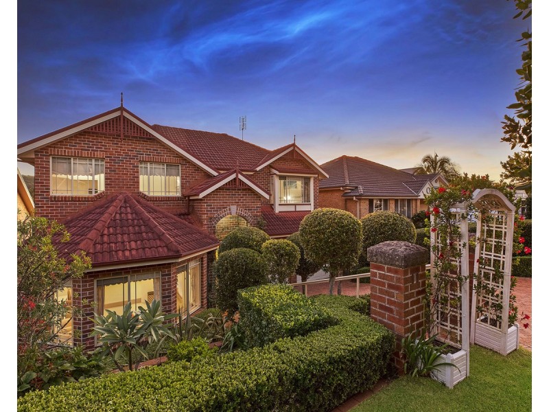 11 Robusta Close, Erina NSW 2250