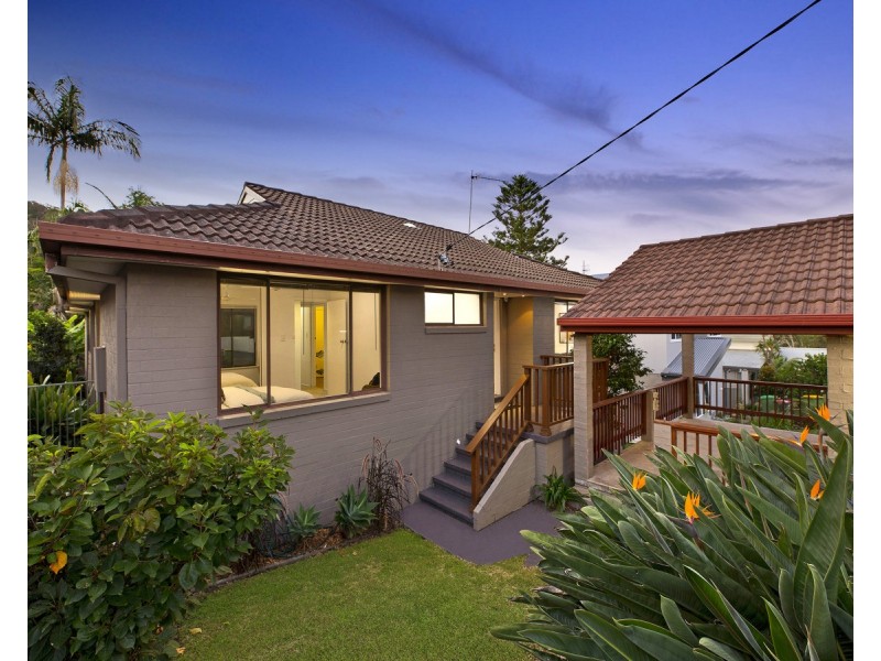 14 Barooga Road, Wamberal NSW 2260