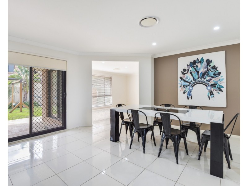 25 Burns Road, Ourimbah NSW 2258