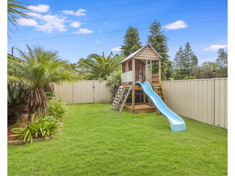 25 Burns Road, Ourimbah NSW 2258