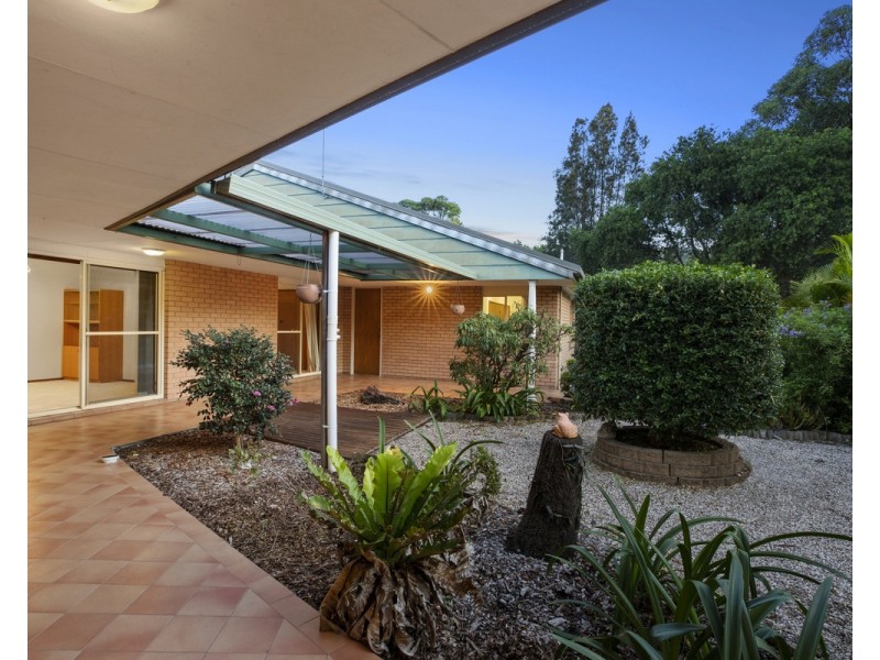 14 Christle Street, Green Point NSW 2251