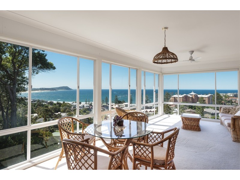 25 Grosvenor Road, Terrigal NSW 2260