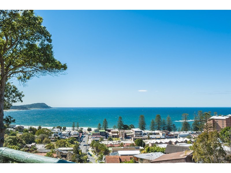 25 Grosvenor Road, Terrigal NSW 2260
