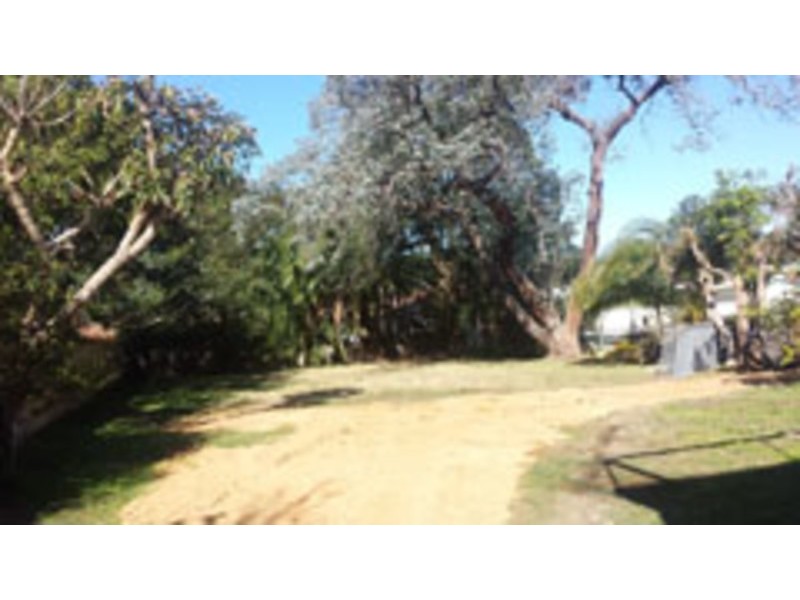 1 Eulalia Avenue, Point Frederick NSW 2250