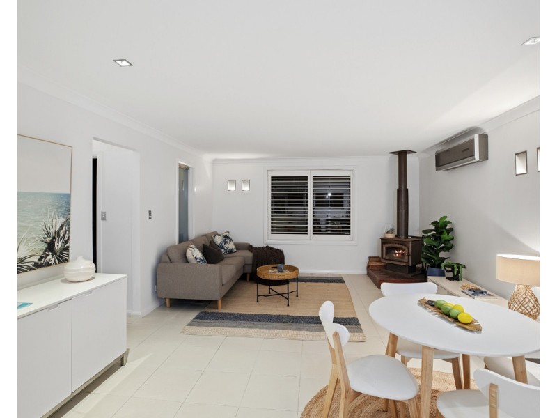 5 Penton Place, Bateau Bay NSW 2261