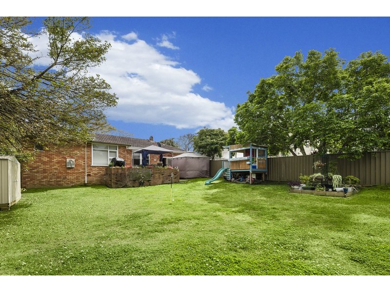 31 Frederick Street, East Gosford NSW 2250