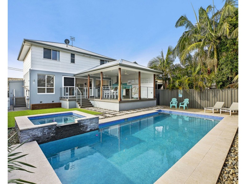 17 Coogee Avenue, The Entrance North NSW 2261