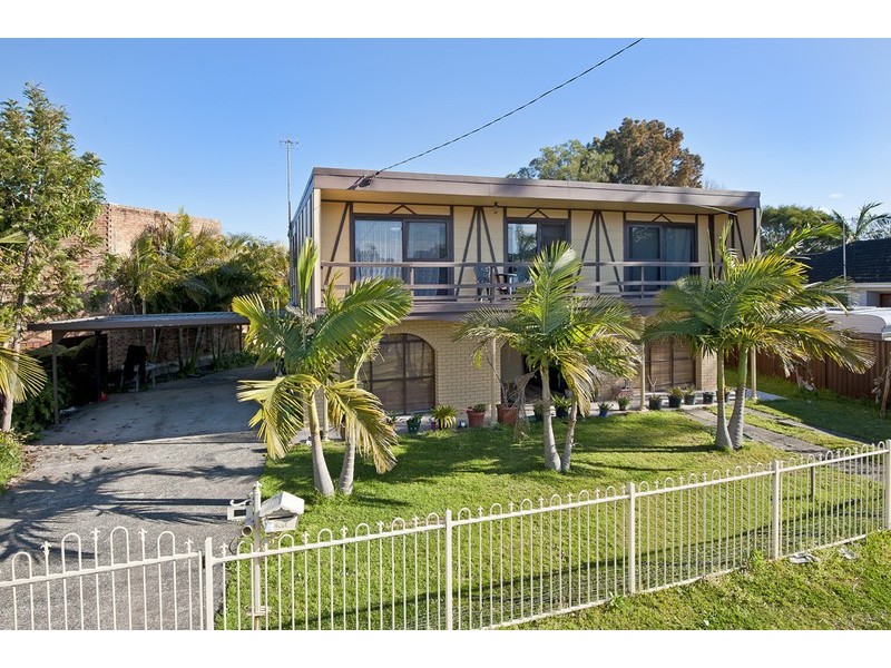 11 Venice Street, Long Jetty NSW 2261