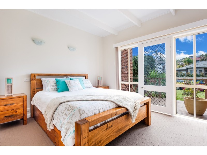 18 Renown Street, Wamberal NSW 2260