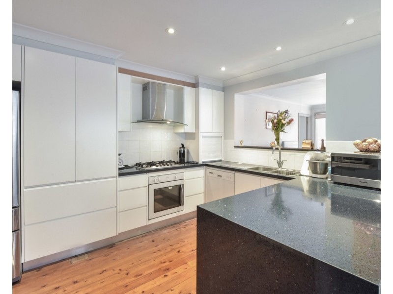 30 Toorak Avenue, Erina NSW 2250