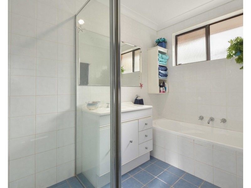 30 Toorak Avenue, Erina NSW 2250