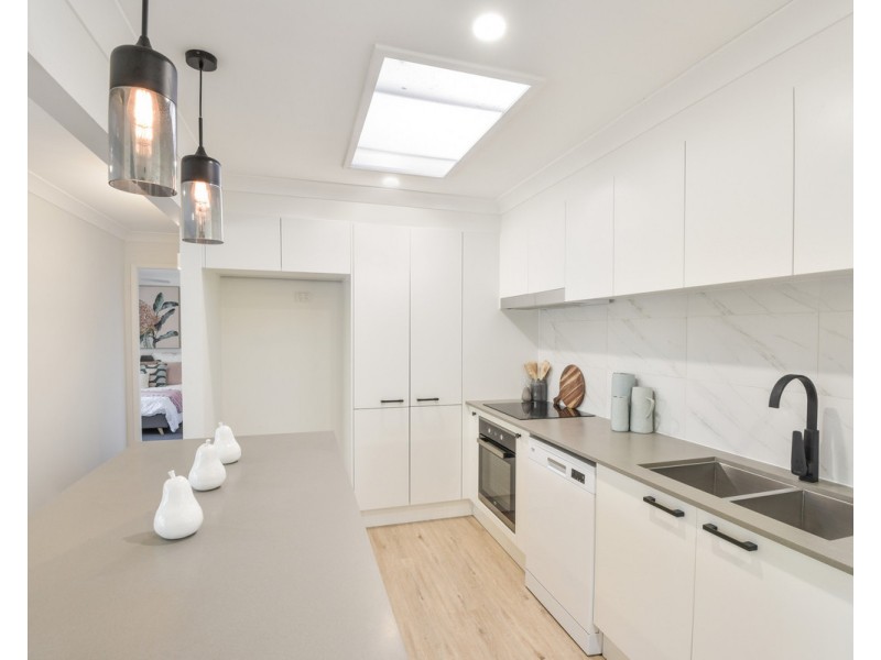 60 Jarrett Street, Wyoming NSW 2250