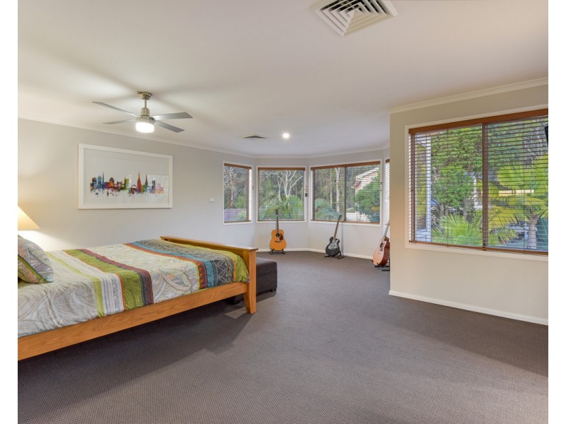 18 Sunbeam Place, Erina NSW 2250 Property Central Erina Sold