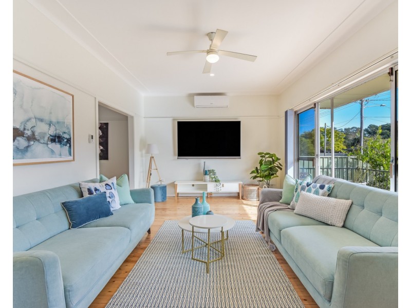 8 Dalton Street, Wyoming NSW 2250