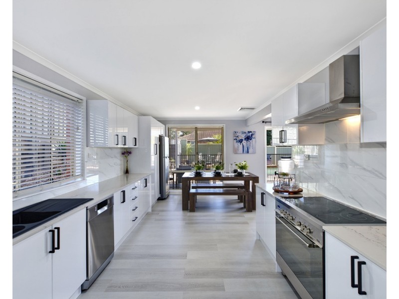 4 Northview Close, Niagara Park NSW 2250